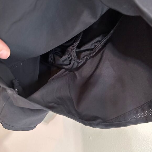 Nike Dri Fit black short size medium - Picture 4 of 5